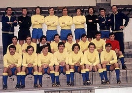 Plantilla de la UD en los primeros años de la década de los setenta y con jugadores legendarios.