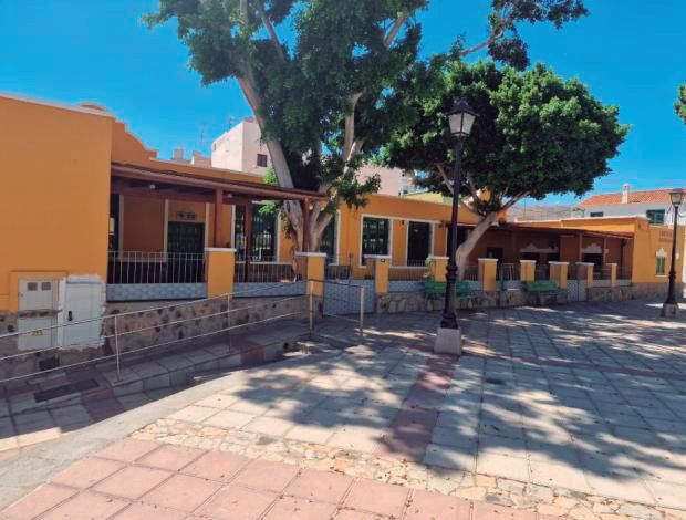 Edificio actual de la biblioteca de Sardina del Sur.