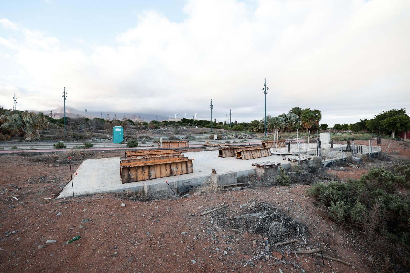 Trabajos iniciales para culminar el parque Camilo Sánchez, con una inversión de 3,2 millones de euros.