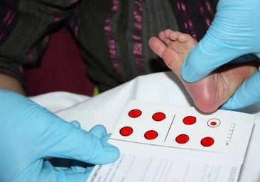 La prueba del talón en Canarias incluye 18 nuevos cribados y alcanza 49 enfermedades