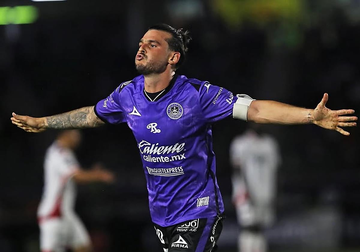 Nicolás Benedetti, con la camiseta del Mazatlán de la Liga MX.