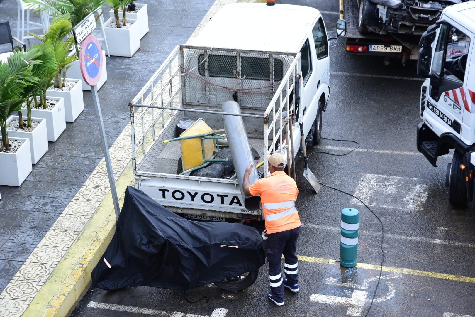 Así fue la caída del muro en San Bartolomé de Tirajana