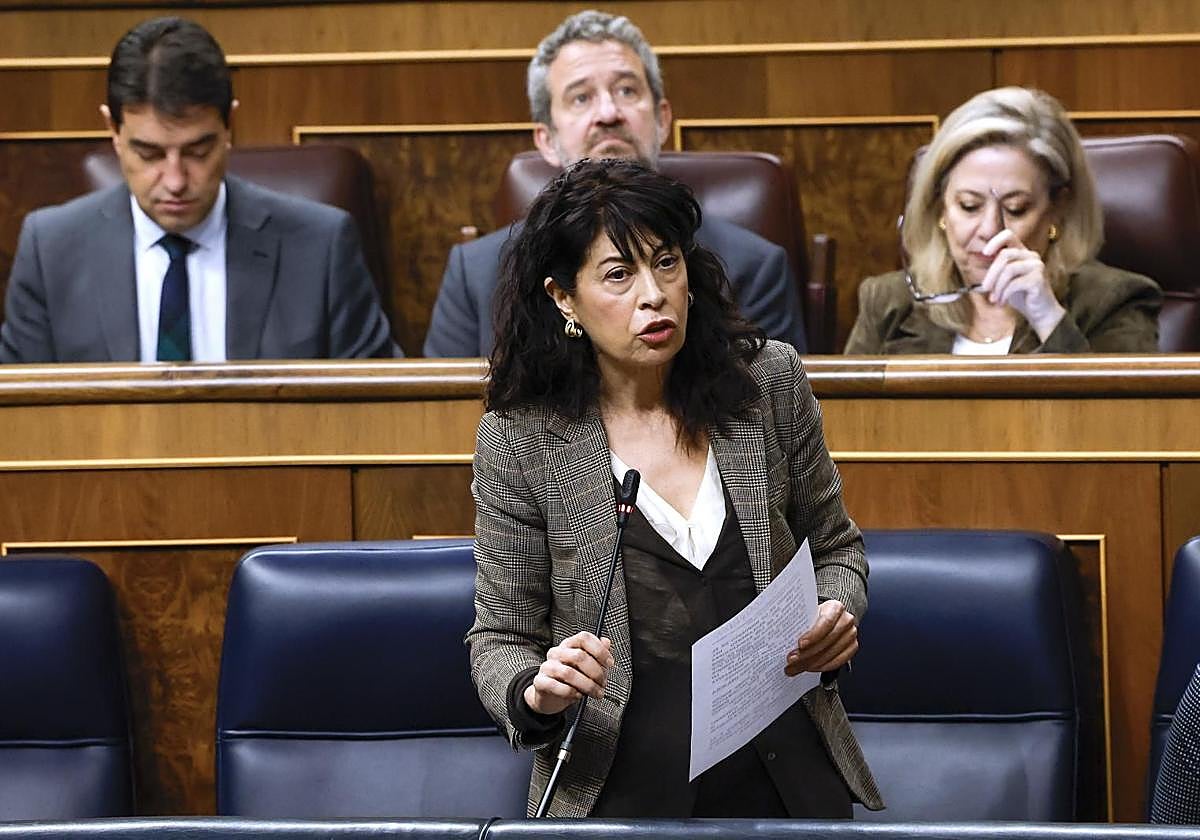 La ministra de Igualdad, Ana Redondo, este miércoles en el Congreso de los Diputados.