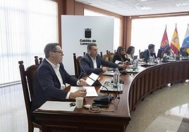 Representantes de los partidos en la oposición en el Cabildo.