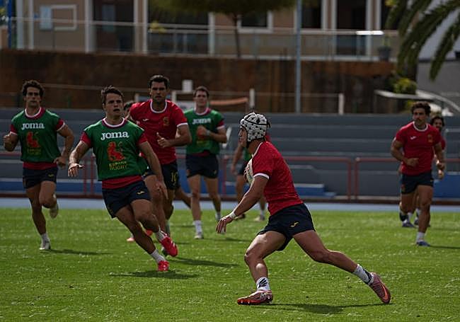 Los Leones 7s preparándose para Dubai en Islas Canarias.