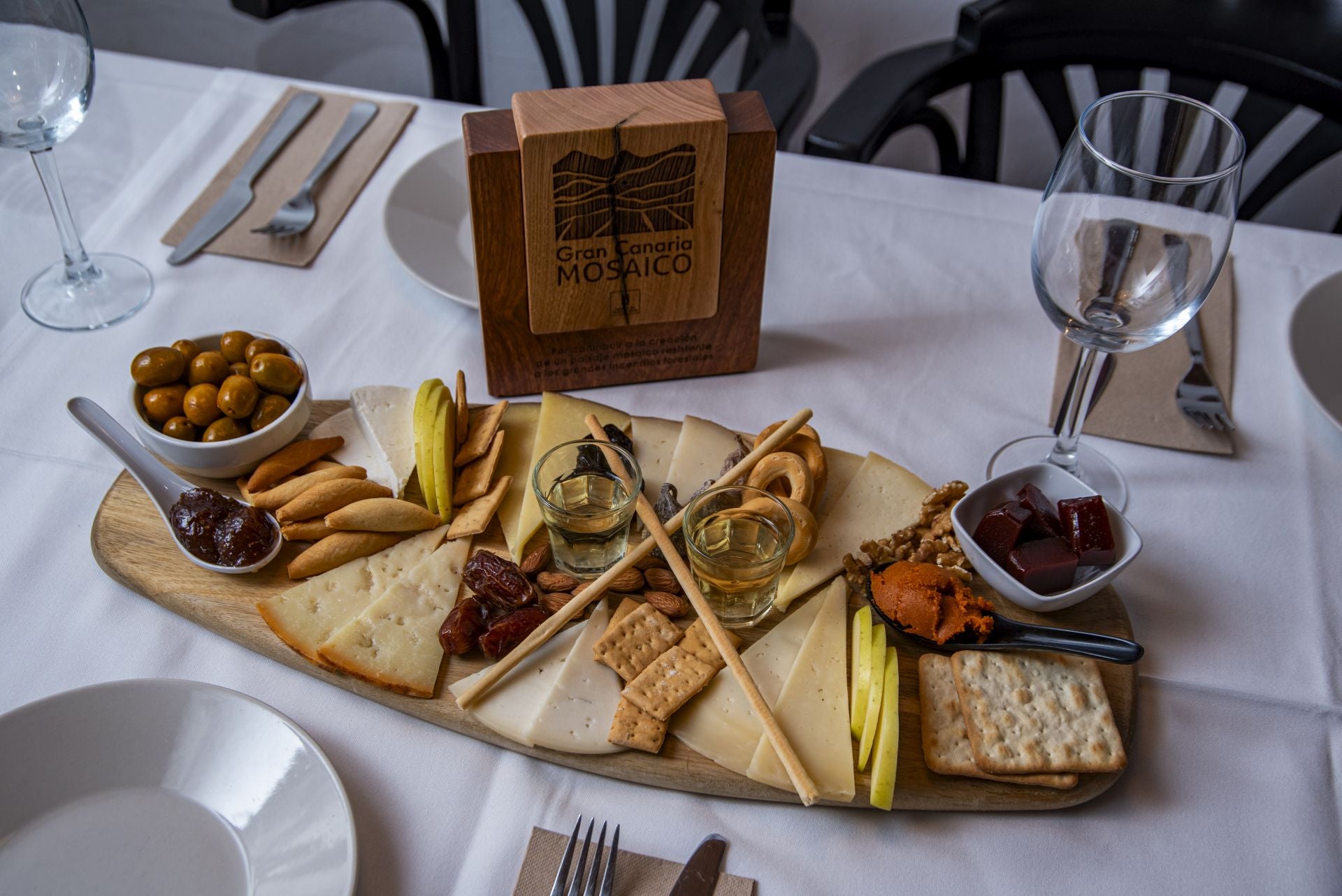 La popular tabla de quesos de La Colonial de Fontanales.