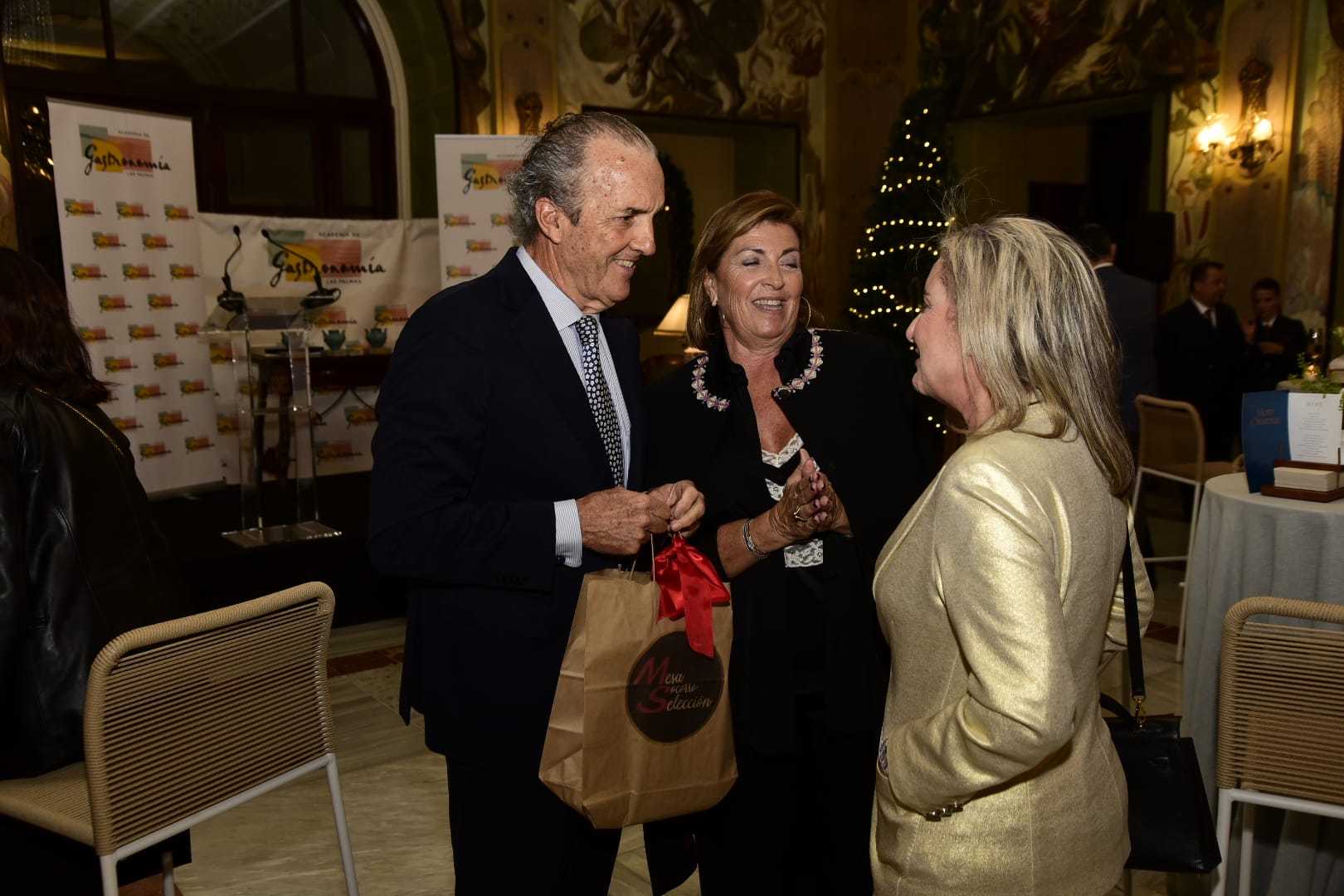 Noche de excelencia culinaria en Las Palmas: los premios de la Academia llenan de brillo el Santa Catalina
