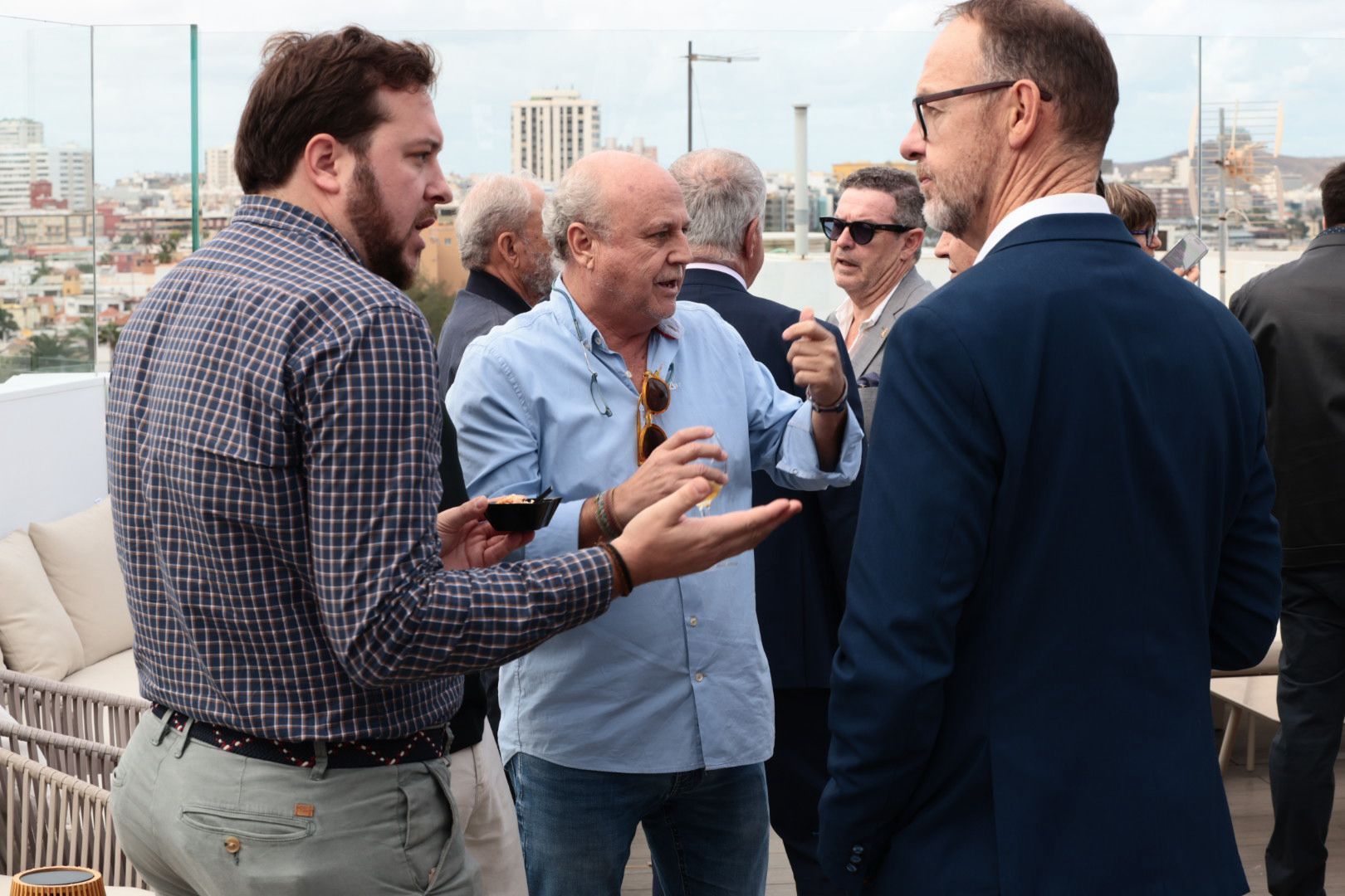 La patronal portuaria Oneport celebra su coctel navideño