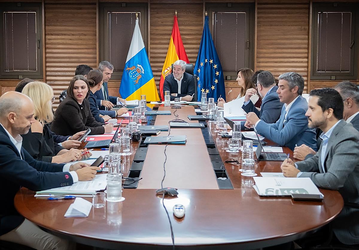 Imagen de este lunes del Consejo de Gobierno presidido por Fernando Clavijo en la capital grancanaria.
