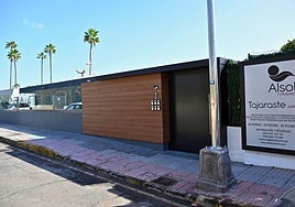 Fachada del complejo Tajaraste.