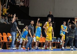 Imagen de uno de los encuentros del equipo amarillo.