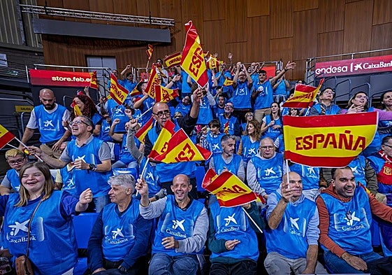 Grada Solidaria CaixaBank en el partido de España ante Georgia celebrado este domingo en Tenerife.