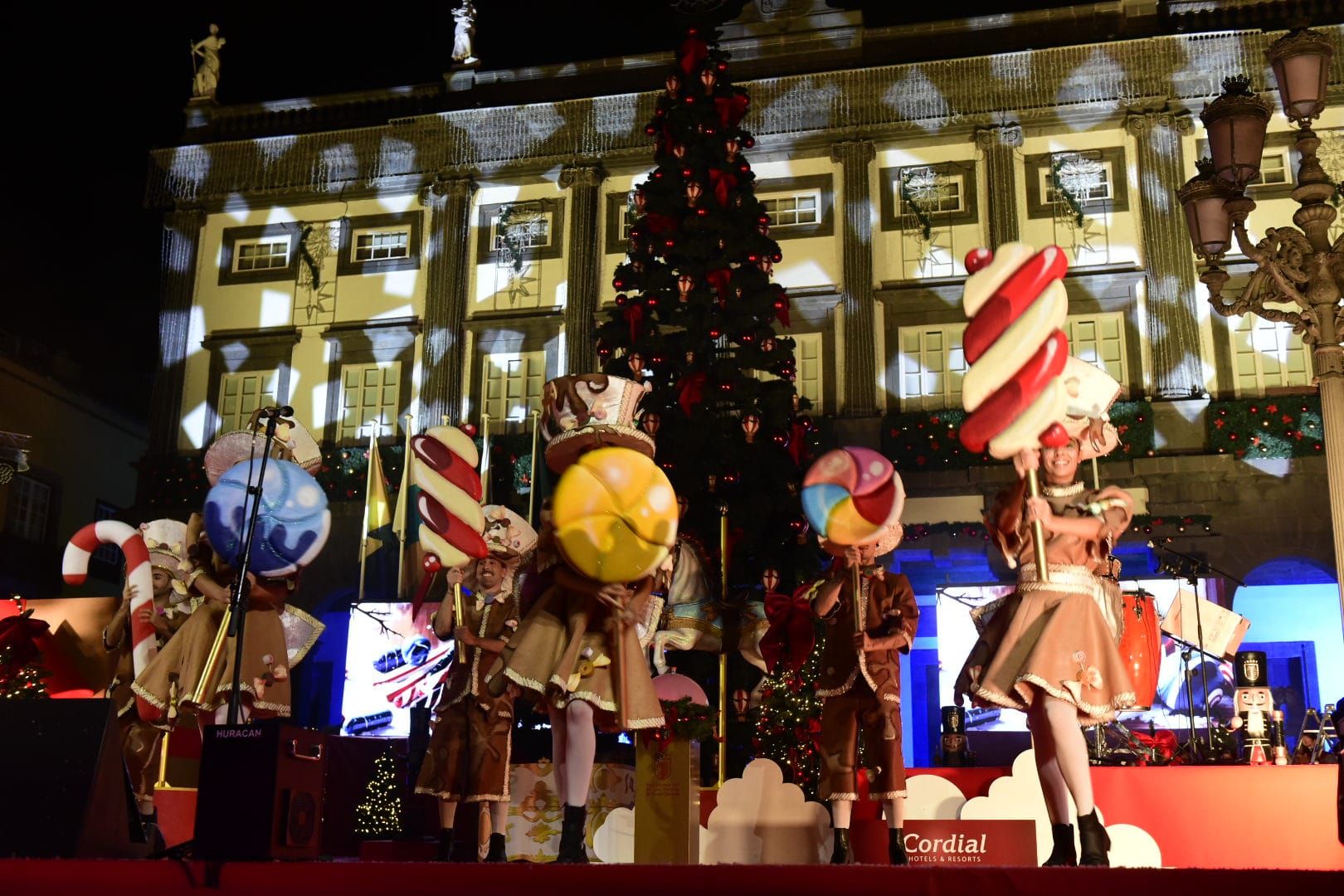 El alumbrado navideño de Las Palmas de Gran Canaria, en imágenes