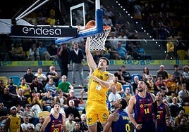 Tobey: «Necesitamos jugar bien y ganar partidos porque queremos jugar la Copa»