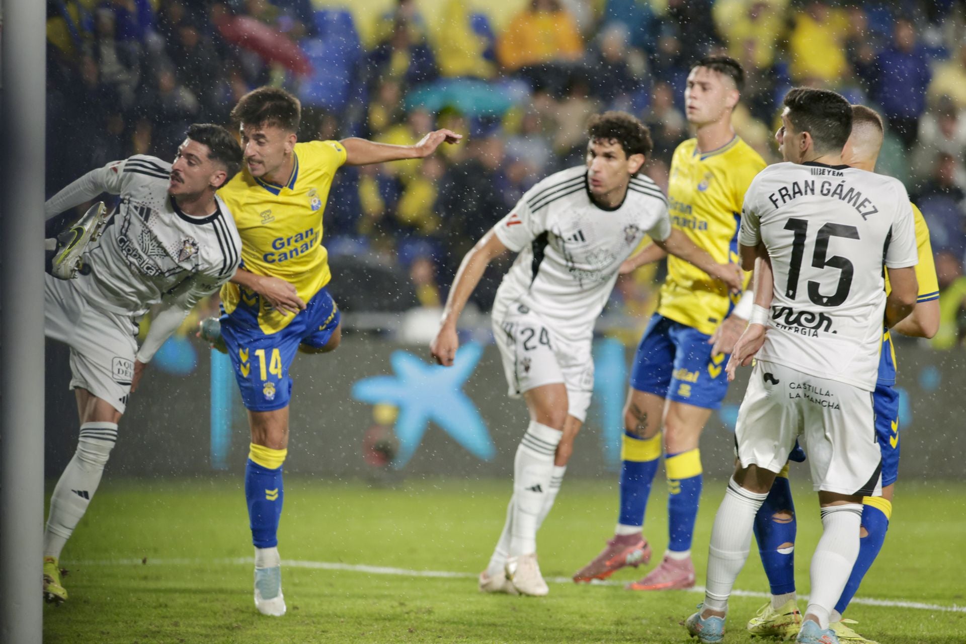 Imagen de Manu Fuster antes del gol ante el Albacete BP en el estadio de Gran Canaria.