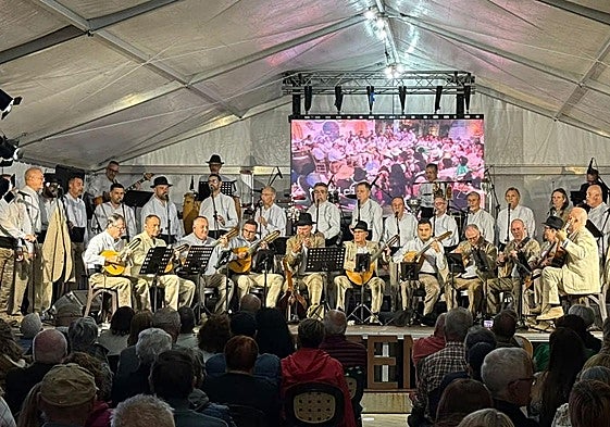 Los Gofiones actúa este domingo en Jinámar.