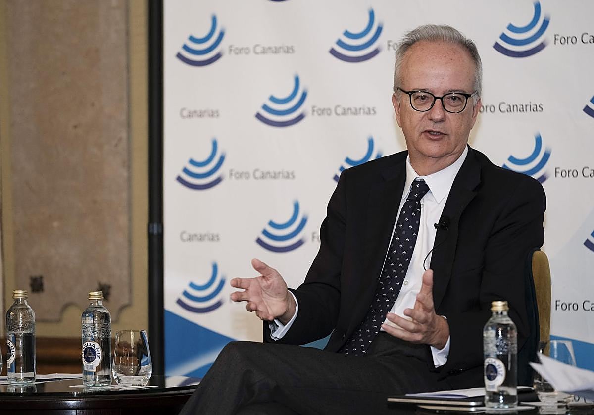 El presidente del Grupo Barceló, Simón Pedro Barceló, este viernes en su intervención en el Foro Canarias, en la capital grancanaria.
