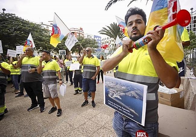 Protesta de los trabajadores de la cementera.