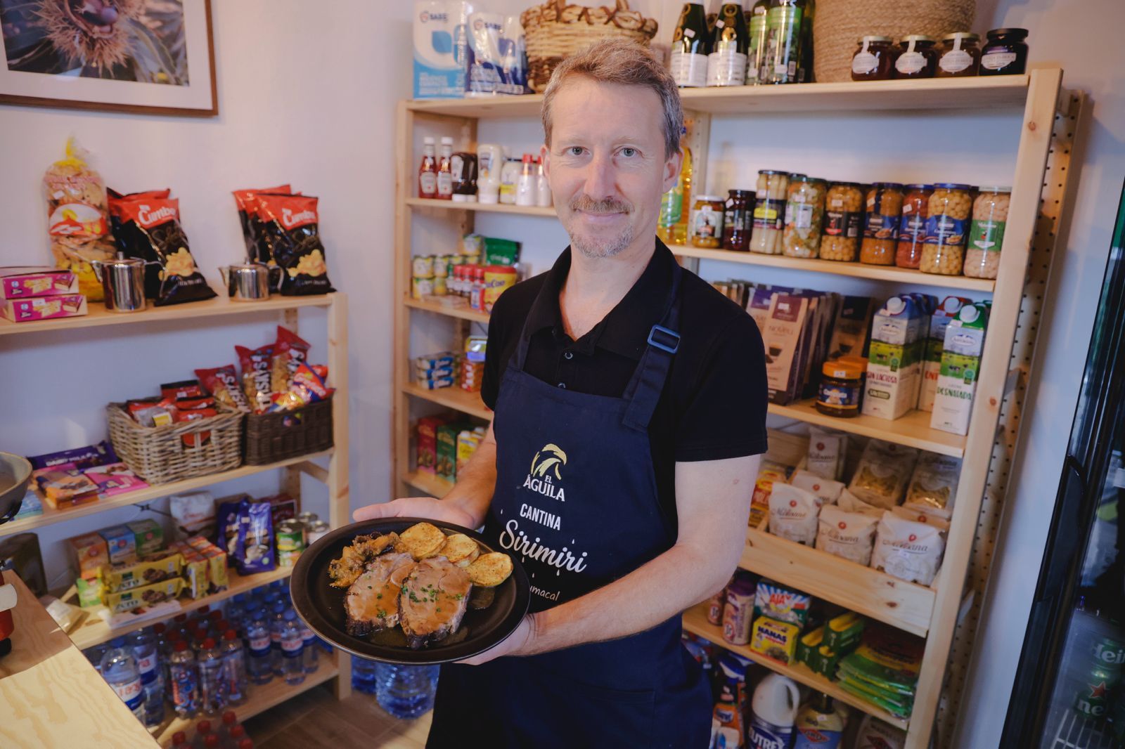 Ángel Nicolás Capra, de la Cantina Sirimiri, se estrena en estas jornadas.