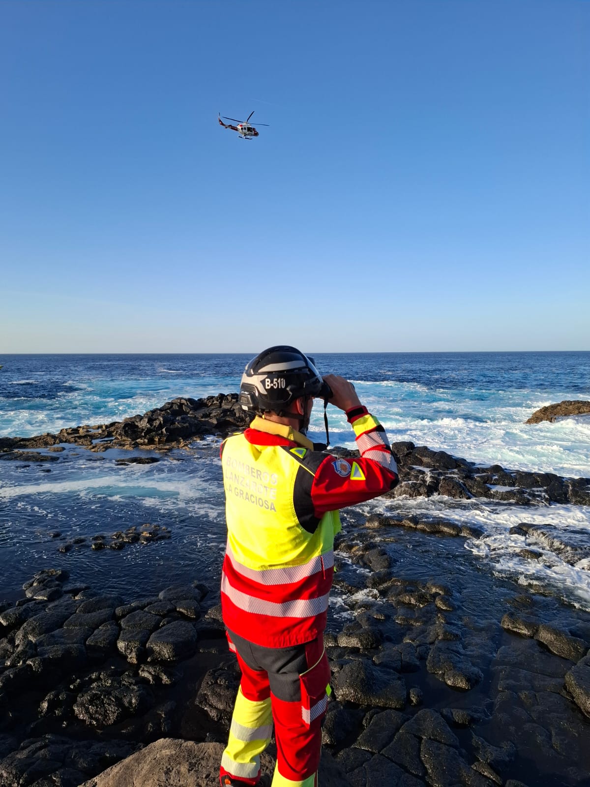 Imagen de la búsqueda por mar del joven fallecido.