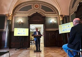 Torres dice no tener «responsabilidades políticas» por las compras en pandemia