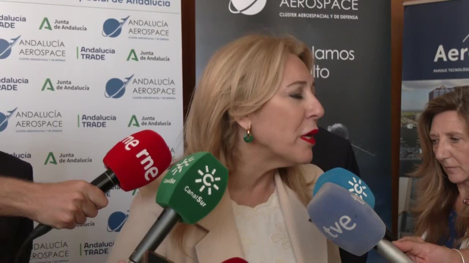 Junta valora la fortaleza y la consolidación del sector aeroespacial andaluz en España y Europa