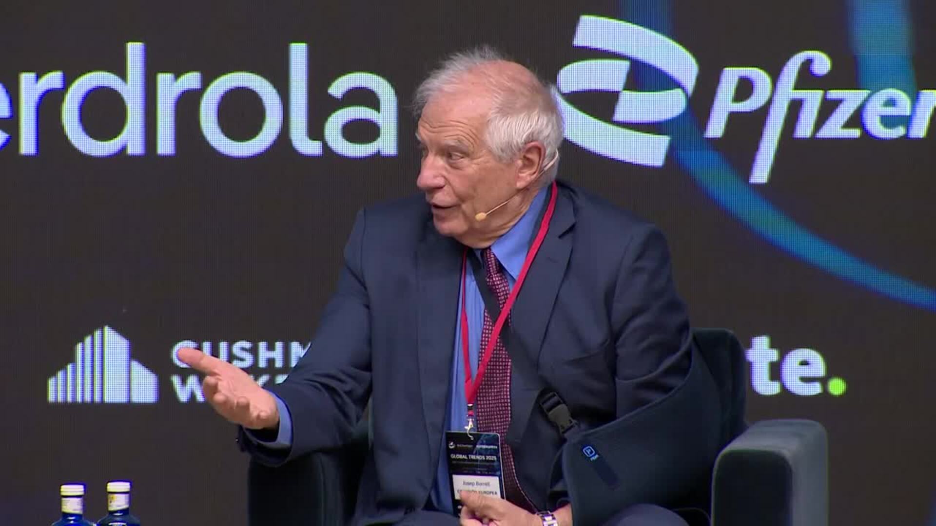 Borrell asegura que Europa "se ha desarmado"