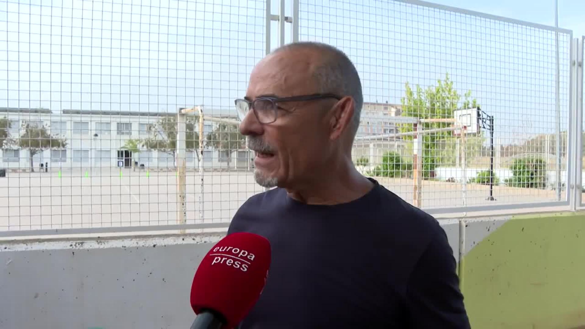 Afectados por la dana celebran el inicio del curso escolar aunque "en aulas prefabricadas"