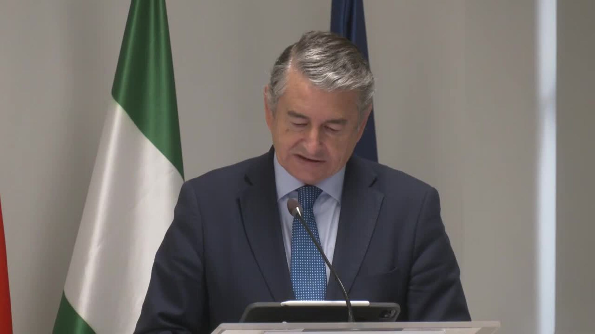 García-Pelayo y Sanz inauguran el primer curso de ingreso de la Escuela de la Policía Local