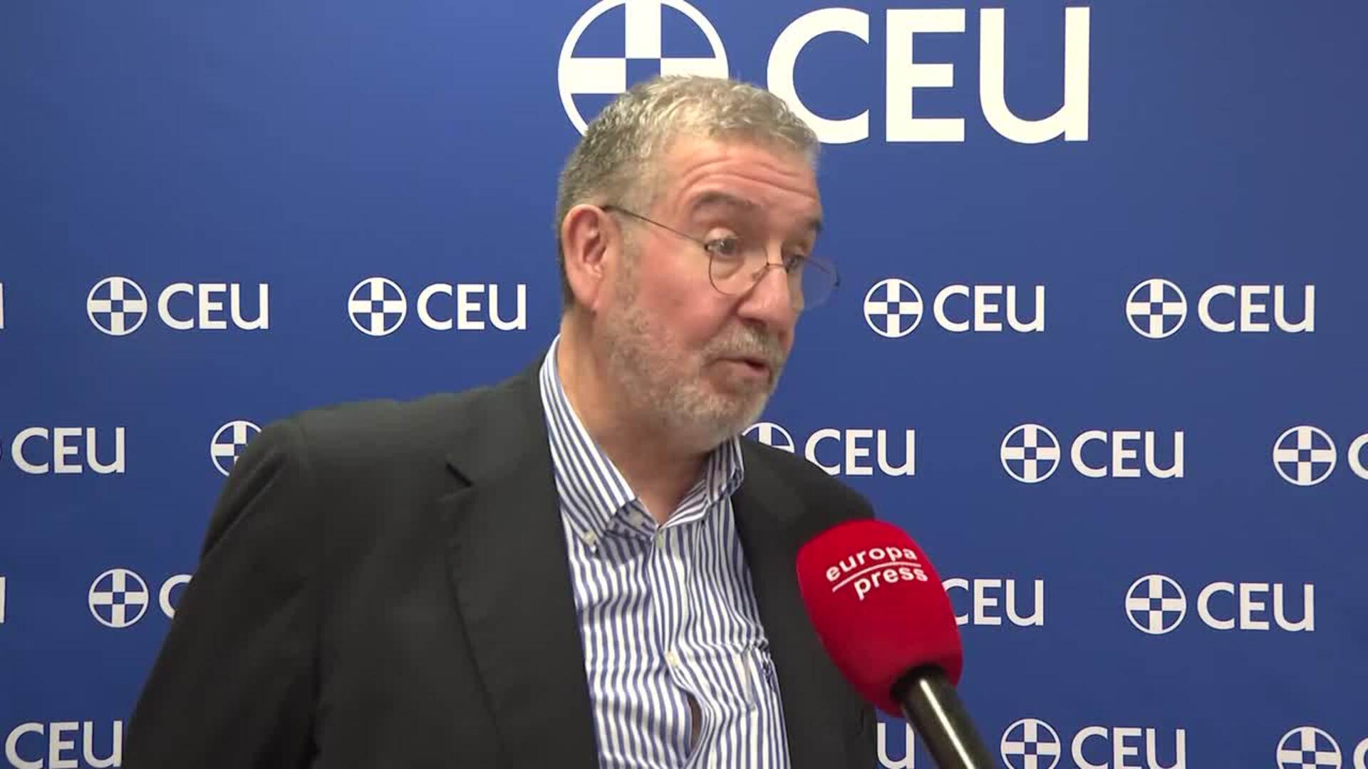 Experto considera "fraude constitucional" que el Gobierno blinde el aborto en la Constitución