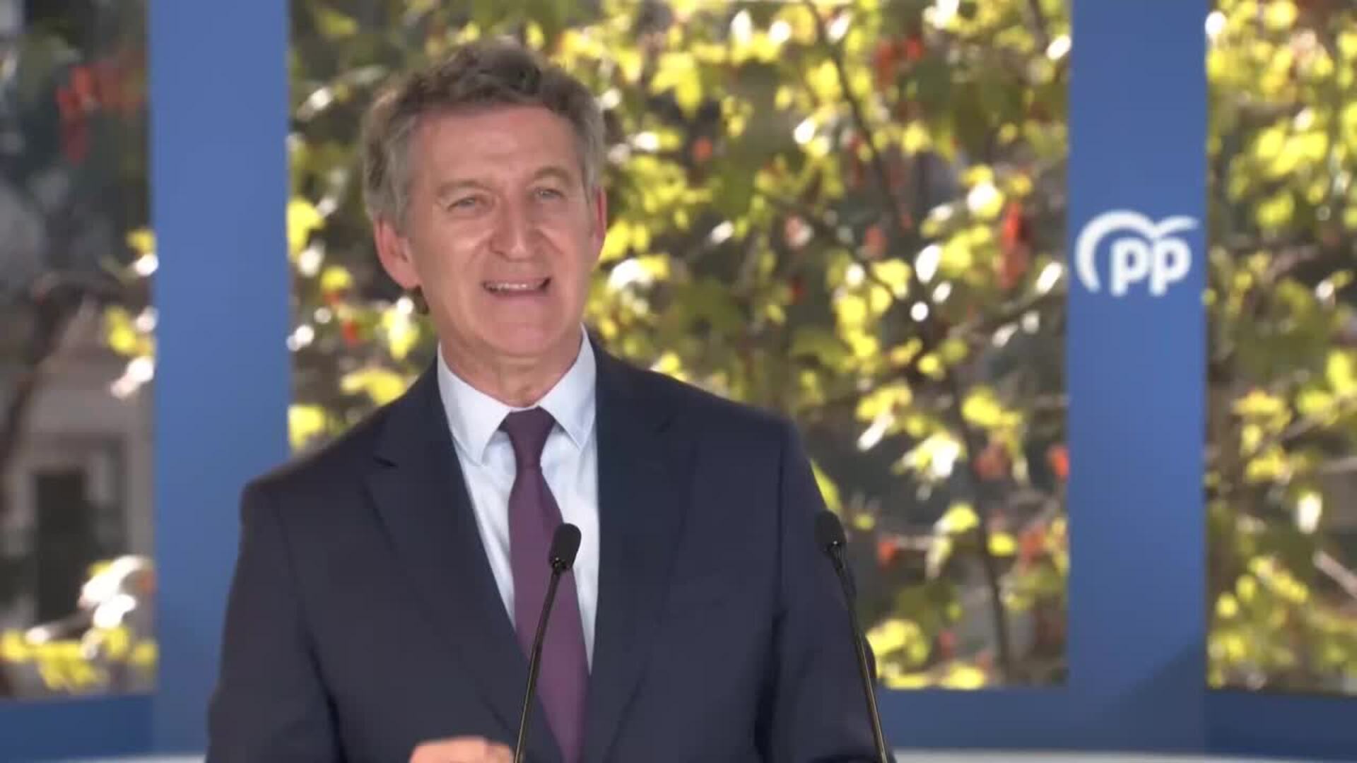 Feijóo pide a Vox facilitar la elección del nuevo 'president'