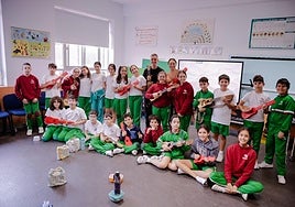 Un timple en mi colegio: Germán López acerca la tradición a los más pequeños