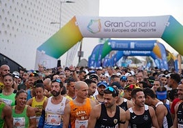 Fran Cabrera y Ana Boullón imponen su ritmo en la Media Maratón Fundación Puertos de Las Palmas
