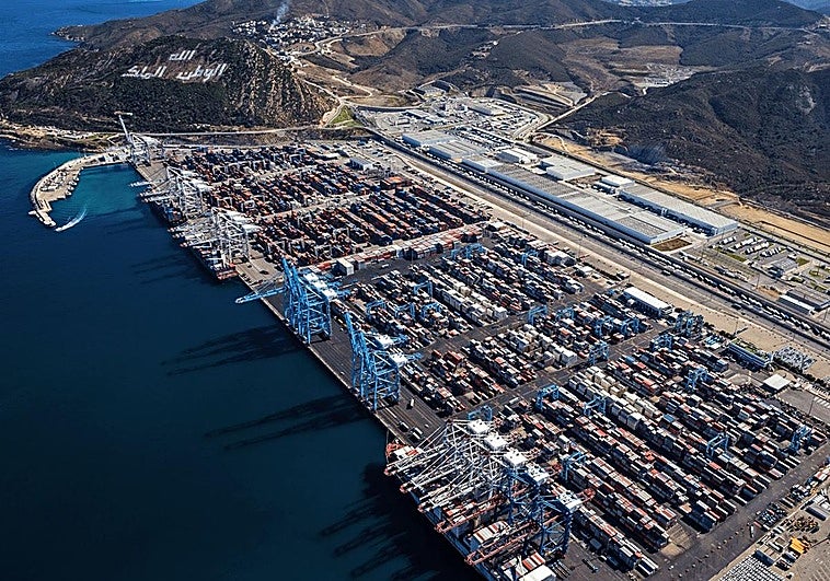 Morales alerta sobre Marruecos y su «modelo portuario de Estado»