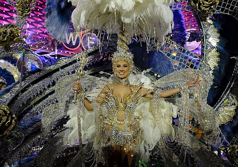 Carla Benítez, reina del carnaval de Las Palmas de Gran Canaria: ¡Viva Las Vegas!