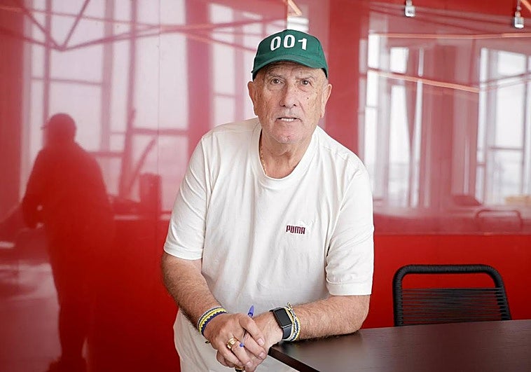 Alfredo del Castillo: «Al equipo le está faltando liderazgo, y a Luis García, valentía»