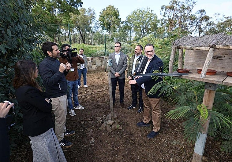 Moya marca la hoja de ruta para continuar con la reforestación de los bosques canarios