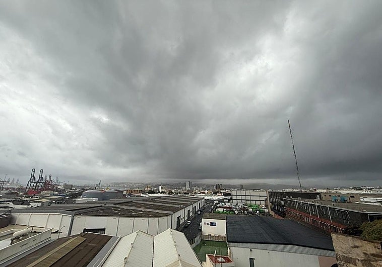 Borrasca Therese en Canarias, en directo: última hora del temporal, incidencias y cortes de carretera