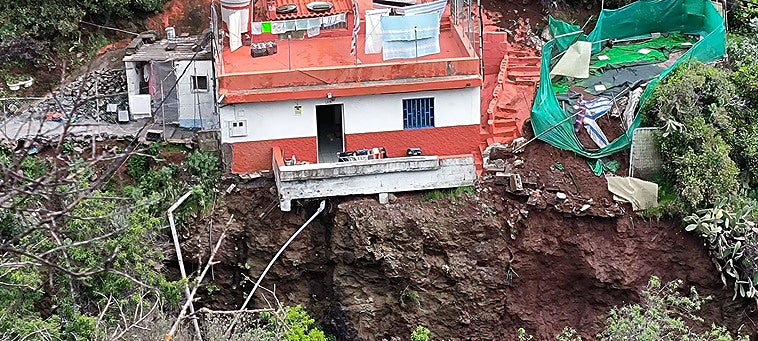Dolores no se dio cuenta de que su casa en Telde estaba en riesgo de derrumbe: «Yo estaba tendiendo la ropa»