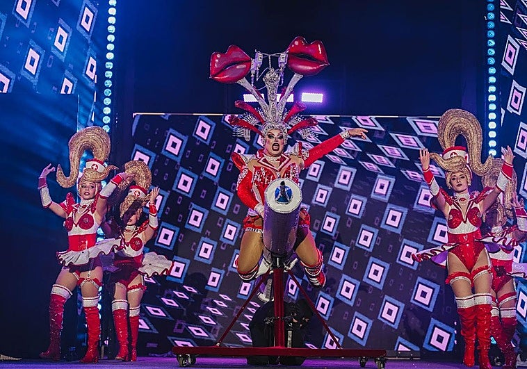 Drag Sequins se corona como la gran estrella del carnaval Costa Mogán del Cabaret
