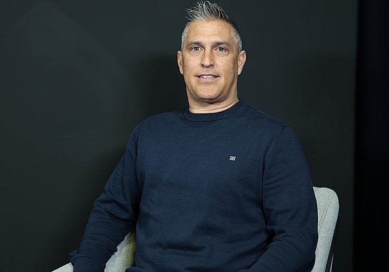 Pachi Castellano: «La UD necesita agitar la coctelera, sin perder su identidad de juego»