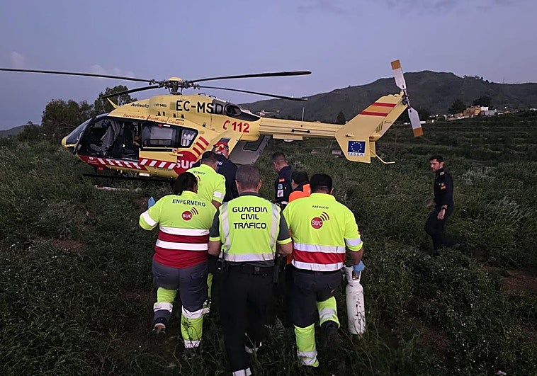Un motorista resulta herido grave al caer por un barranco en Gran Canaria