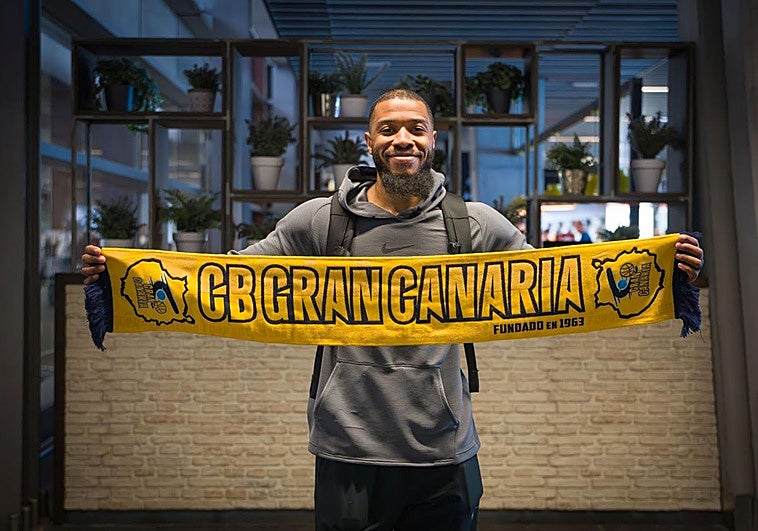 Jefferson ya está en la isla: «Quiero aportar mi experiencia y mi deseo de ganar»