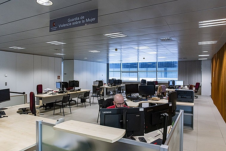El Gobierno de Canarias paga las guardias a los funcionarios de Violencia sobre la Mujer
