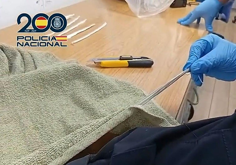 Interceptan cocaína y heroína ocultas en unas toallas dirigidas a un preso de Salto del Negro