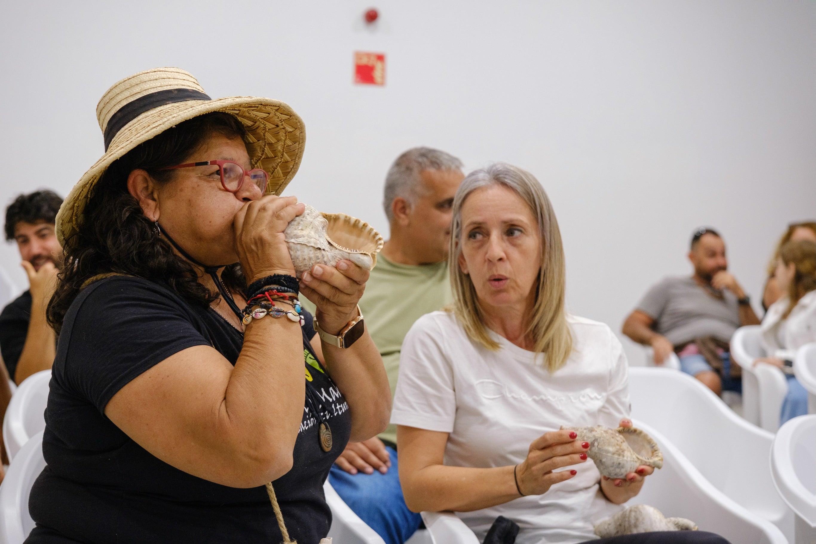 The Sound of the Conch Resonates Again in El Cotillo