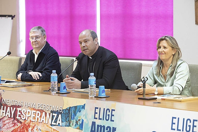 Más personas sin hogar y una normalización de la precariedad: la Canarias que ve Cáritas
