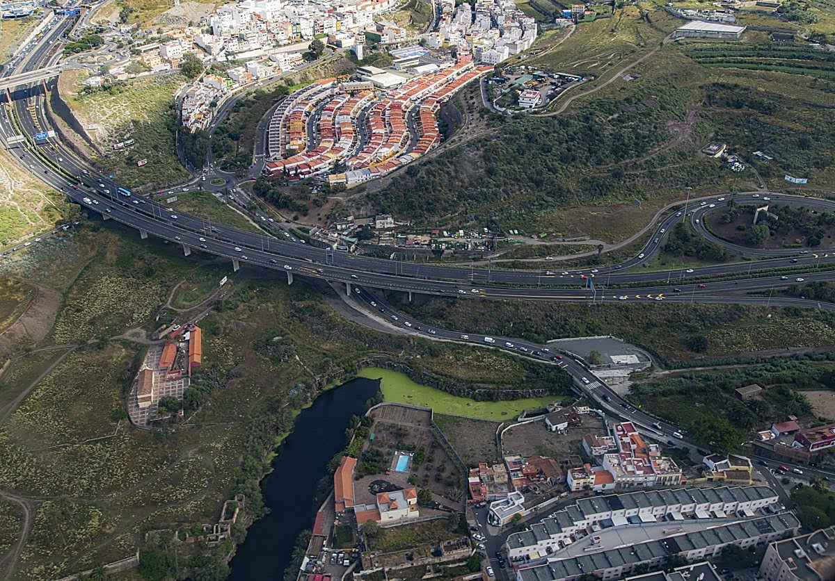 El Ayuntamiento rechaza 208 alegaciones a su plan de convertir solares en viviendas protegidas