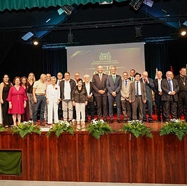 El Teatro Cronista Oficial Jacinto Suárez Martel acogió el solemne acto institucional.