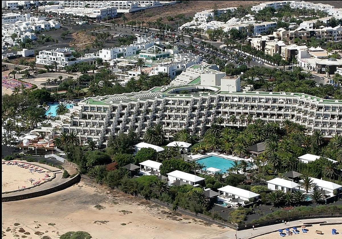 Casi 91 millones de euros ingresaron los 195 complejos turísticos abiertos en septiembre en Lanzarote